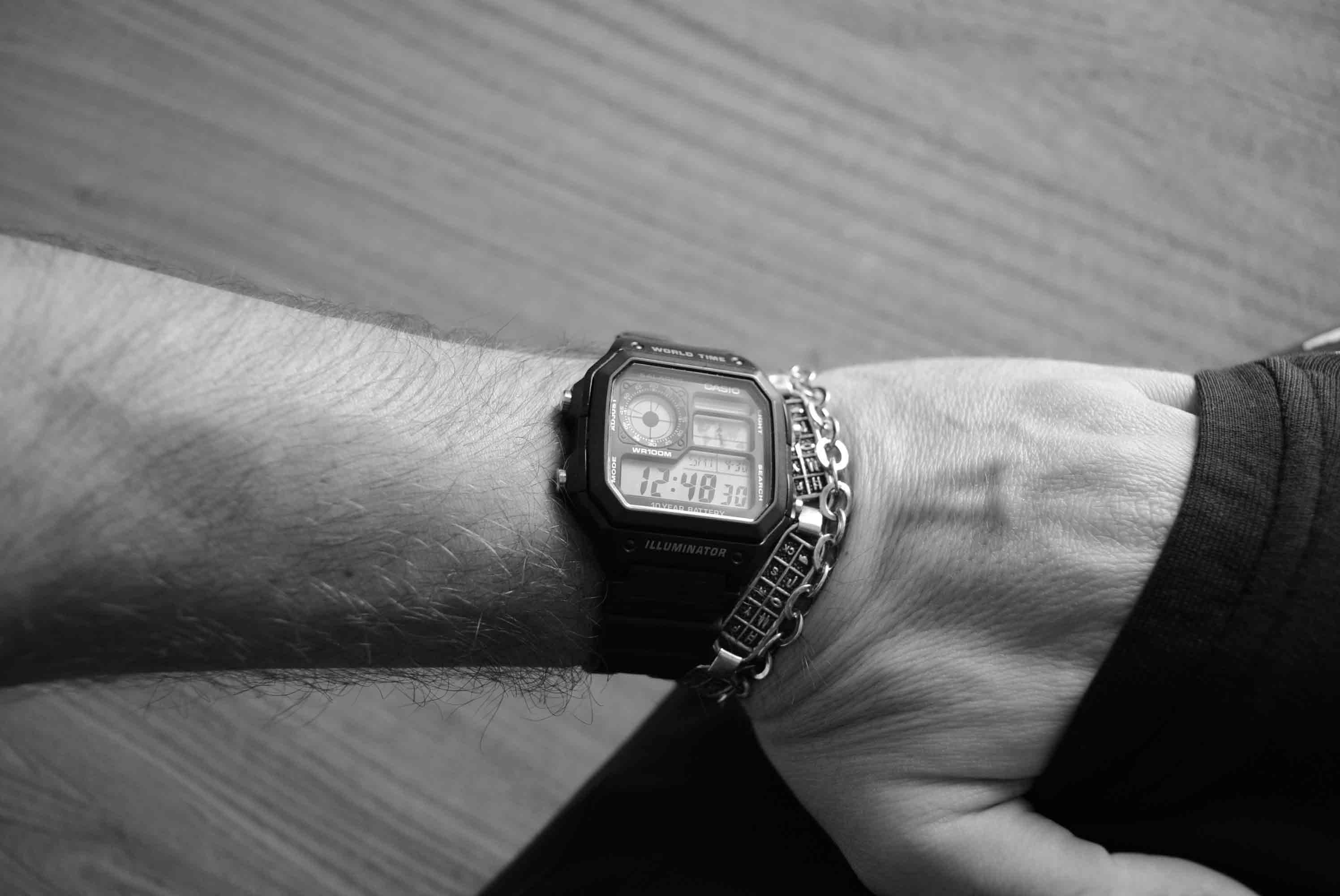 Recensione Casio AE-1200 WH-1AVEF - RecensioniOrologi.it
