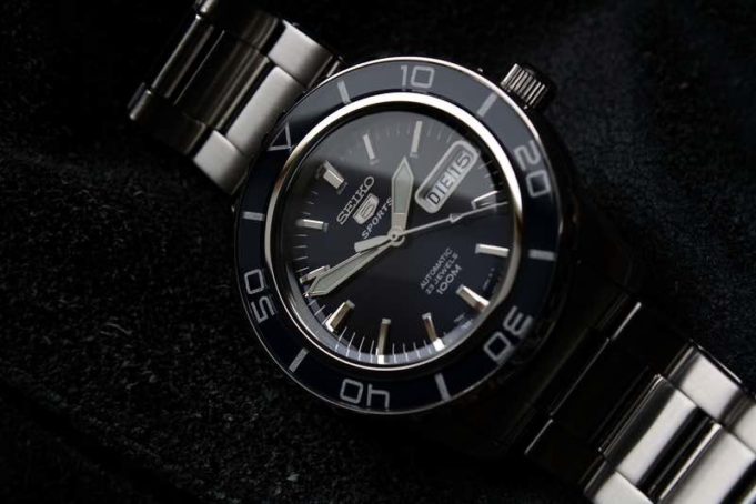 seiko 5 sports snzh53k1