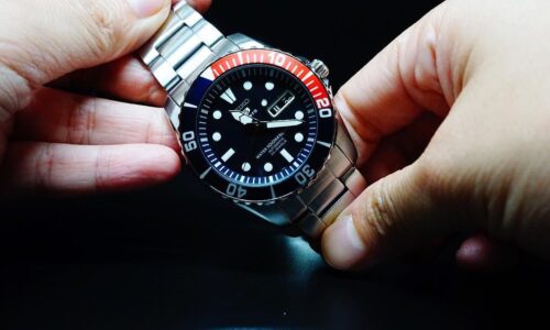 Opinioni orologio da uomo Seiko 5 Sports SNZF15K1
