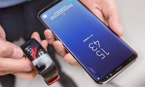 samsung gear fit2 con Super AMOLED curvo