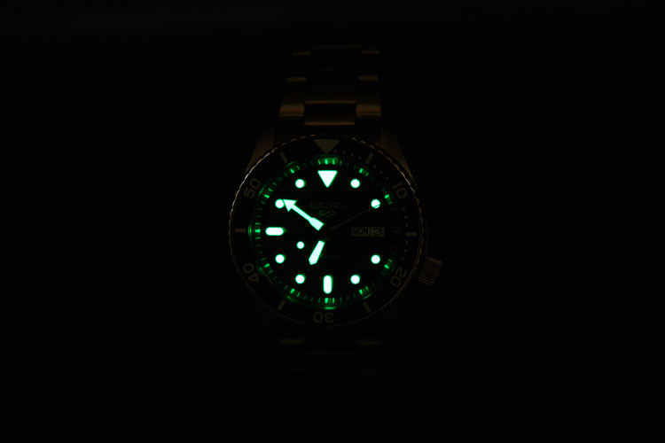 Luminescenza Seiko 5 Sports