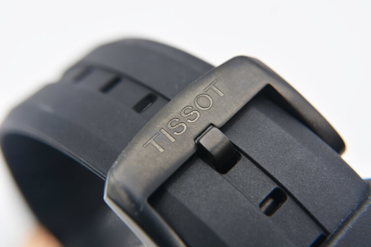 Tissot T-Touch Connect Solar in titanio