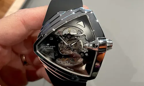 Hamilton Ventura XXL