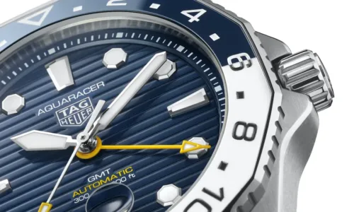 TAG HEUER AQUARACER PROFESSIONAL 300 GMT