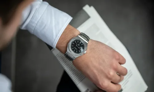 YEMA Wristmaster Traveller Micro-Rotor