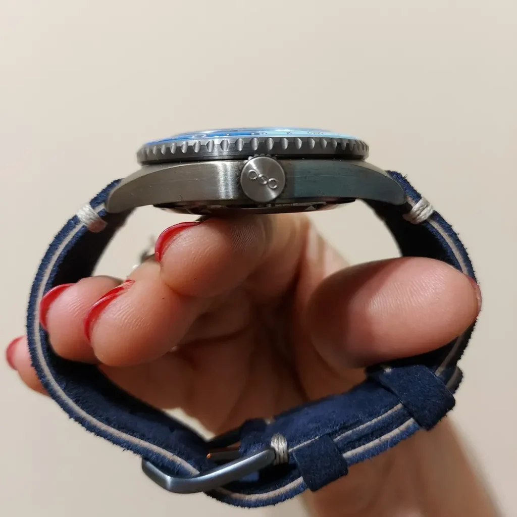 OOO - Out of Order® Watches Bomba Blu Automatic GMT (9)