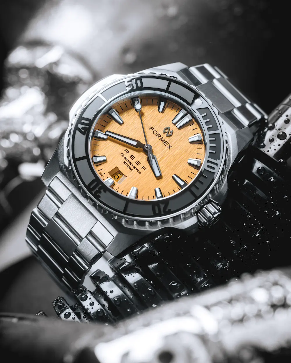 formex Reef Bronze COSC 300M for Collective Horology