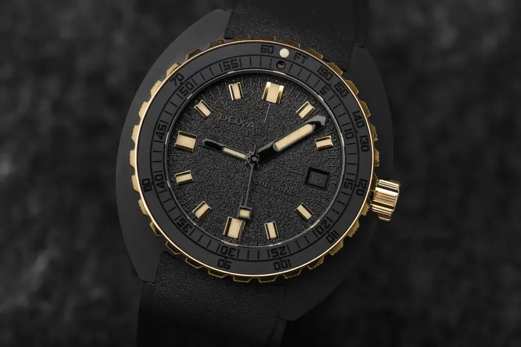 DOXA SUB 300β Sharkhunter