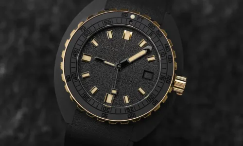 DOXA SUB 300β Sharkhunter