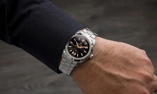 Formex Essence 39 mm COSC Eisenkiesel per l'Atlanta Watch Society