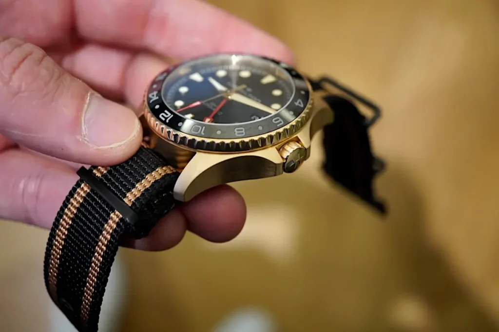 Hamilton Khaki Navy Scuba GMT 43 mm