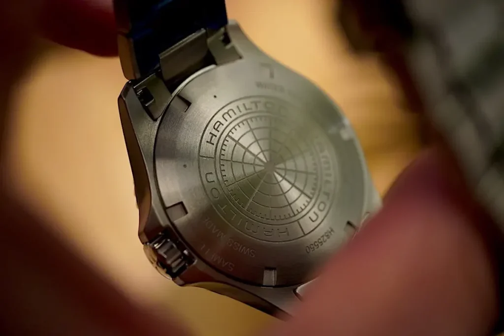 movimento Hamilton Khaki Navy Scuba GMT