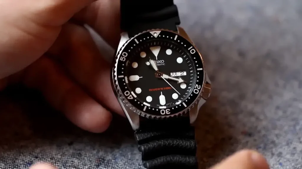 Seiko SKX007 movimento 7S26