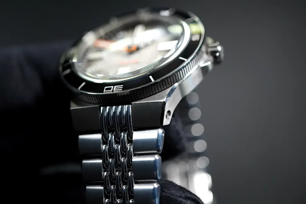 Officine Tecniche Aquas PUGNOCHIUSO 01