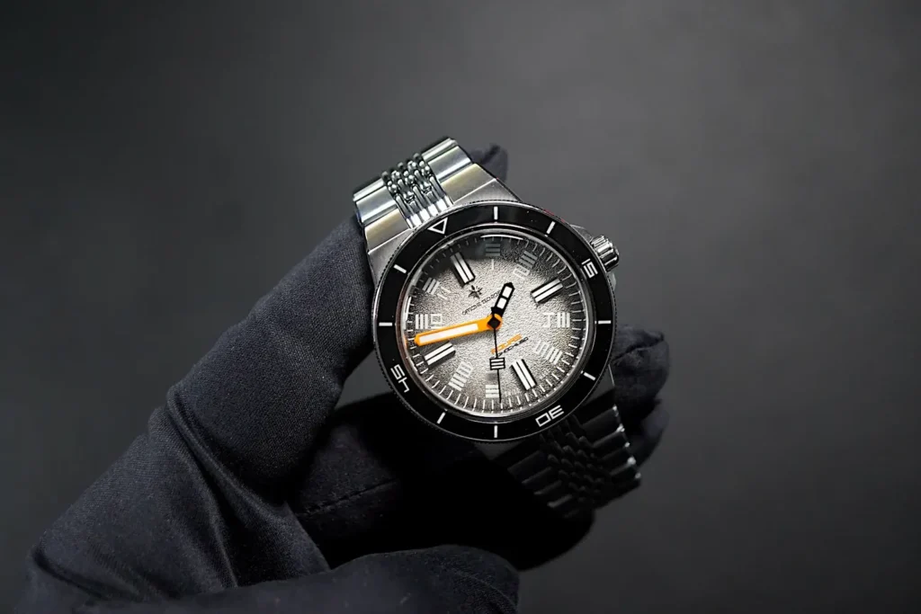 Officine Tecniche Aquas PUGNOCHIUSO 01