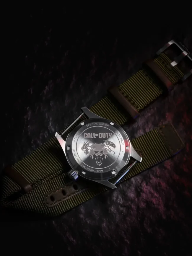 Hamilton Khaki Field Call of Duty Black Ops 7 movimento