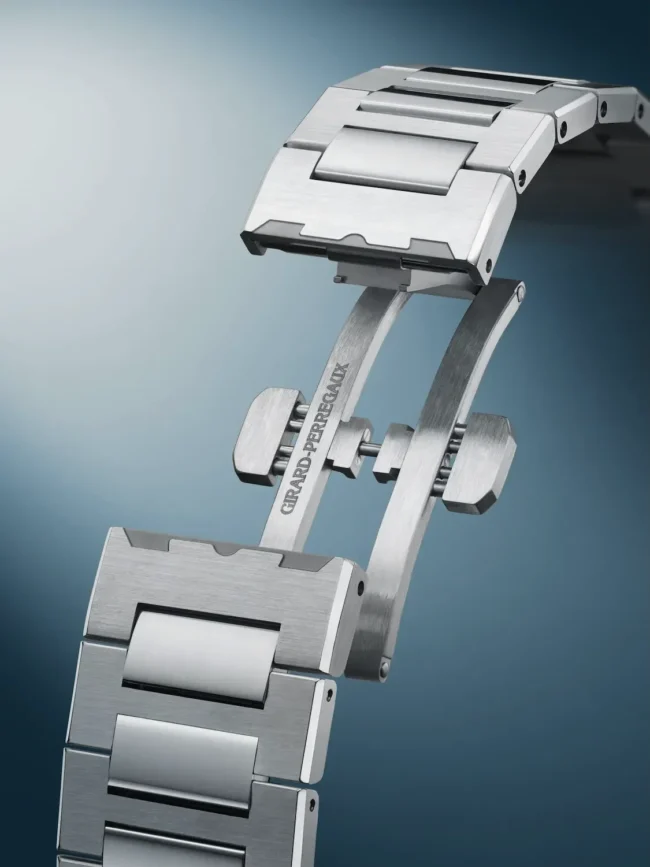 Girard-Perregaux Laureato Three Gold Bridges