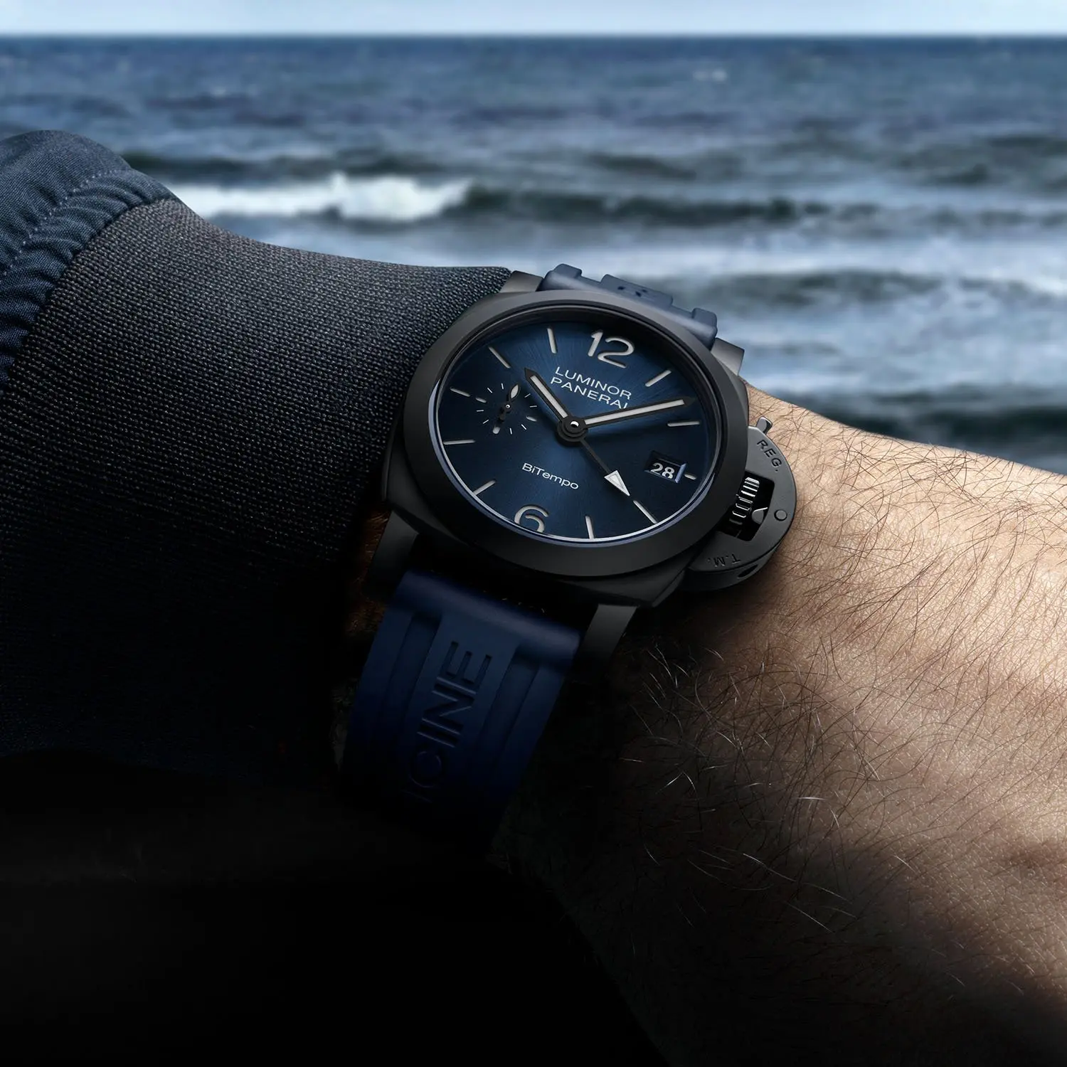 Panerai Luminor GMT Ceramica PAM01783