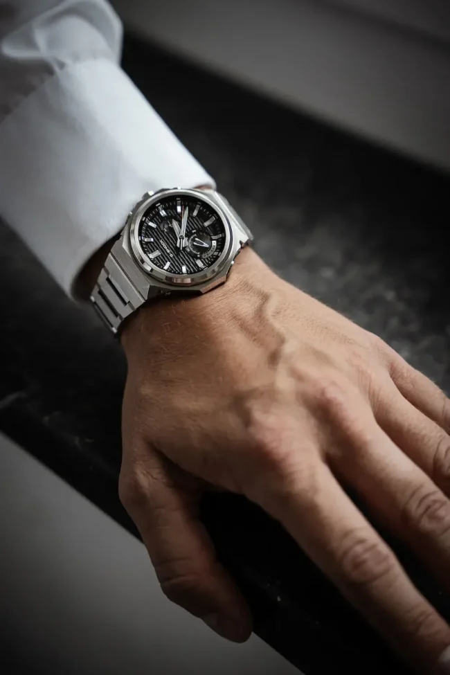 Casio G-STEEL GST-B1000D Casio G-STEEL GST-B1000D