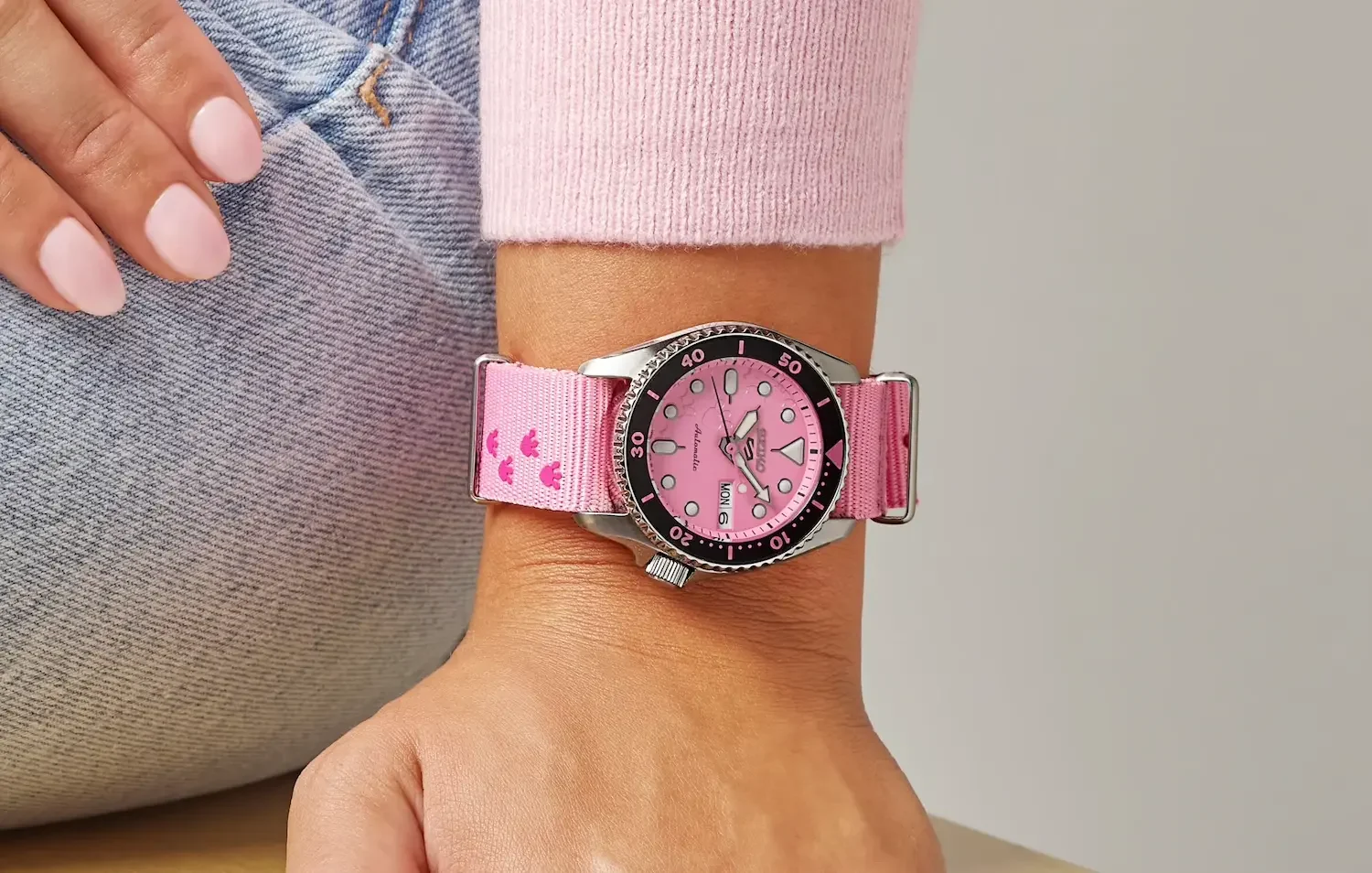 Seiko 5 Sports Pink Panther SRPM07K1