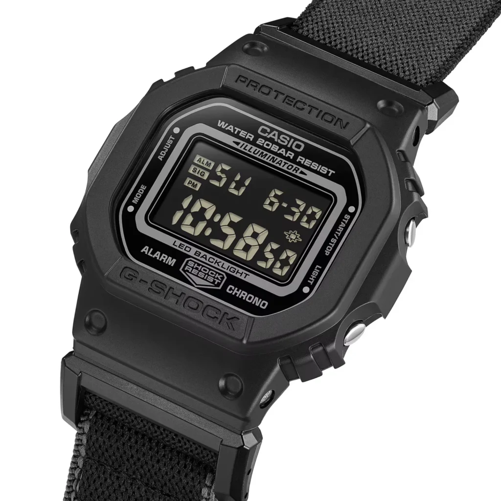 Casio G-Shock DW-5600MNC Casio G-Shock DW-5600MNC