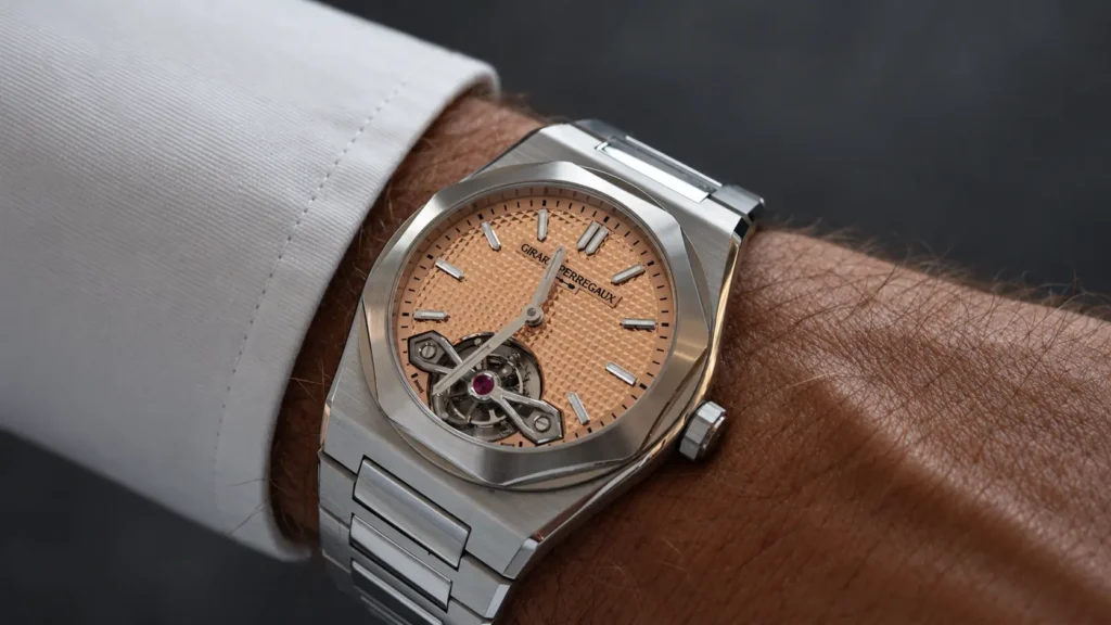 Girard-Perregaux Laureato Fifty Tourbillon Micro-Rotor 39 mm Girard-Perregaux Laureato Fifty Tourbillon Micro-Rotor 39 mm