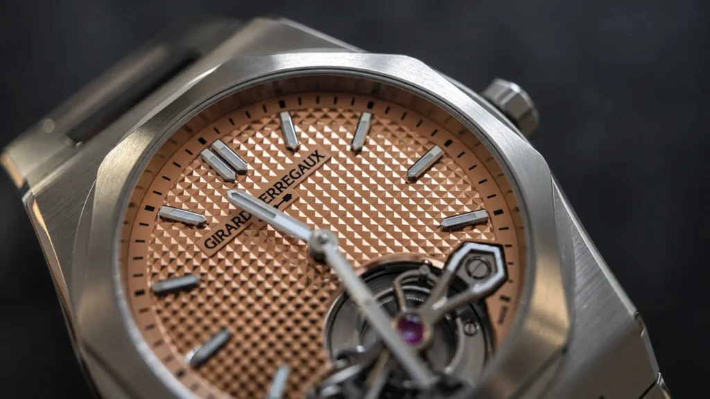 Girard-Perregaux Laureato Fifty Tourbillon Micro-Rotor 39 mm Girard-Perregaux Laureato Fifty Tourbillon Micro-Rotor 39 mm