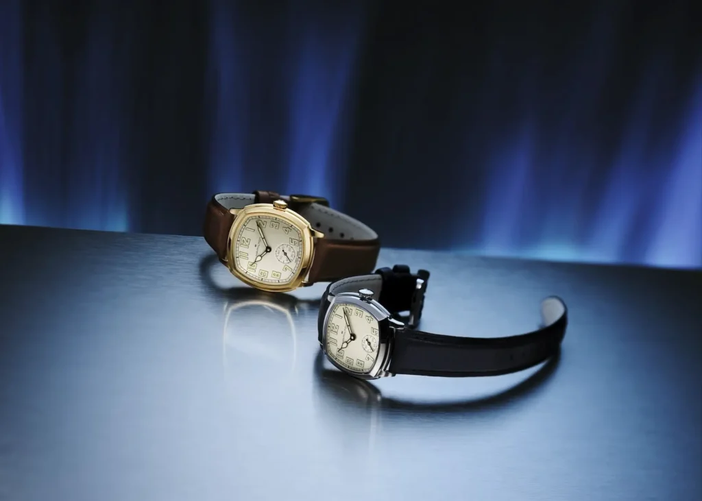 Due Hamilton American Classic Cushion, in PVD color oro giallo e in acciaio, con quadranti chiari e numeri arabi